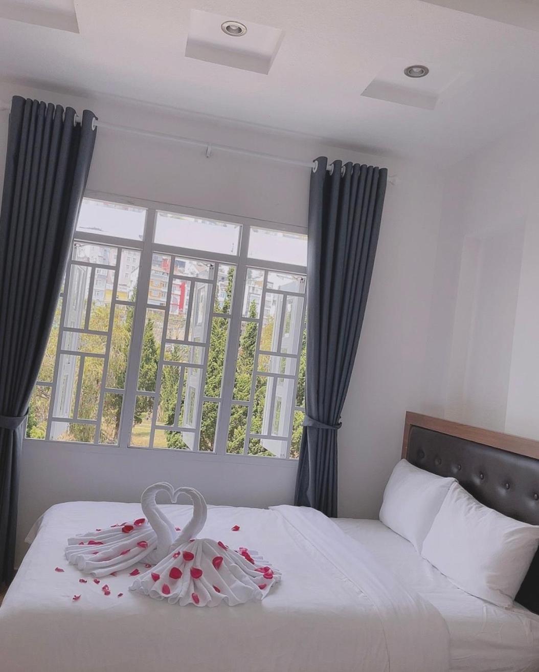 Phuong Vy Hotel Dalat Luaran gambar