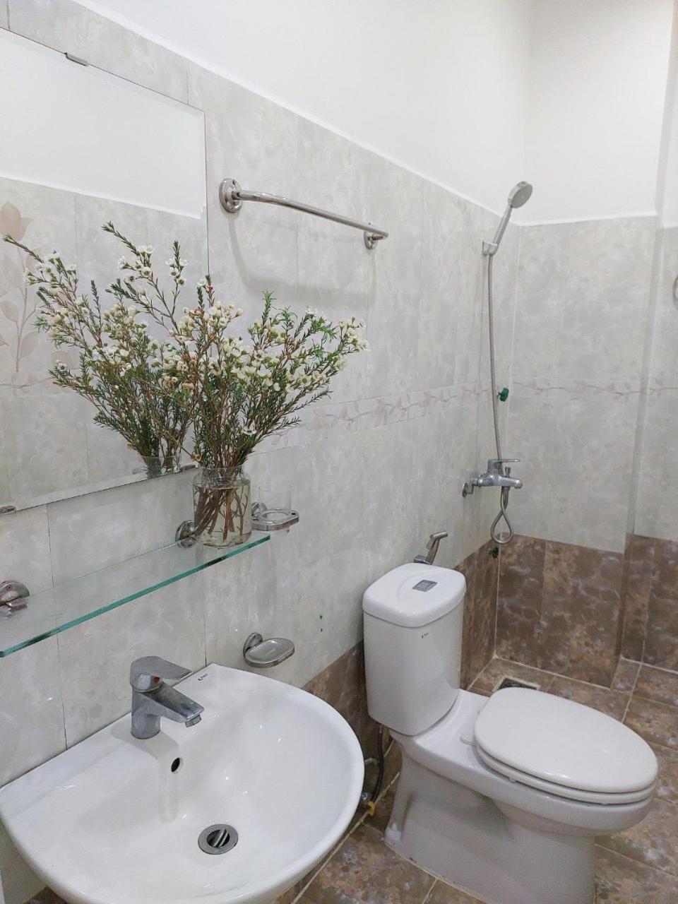 Phuong Vy Hotel Dalat Luaran gambar