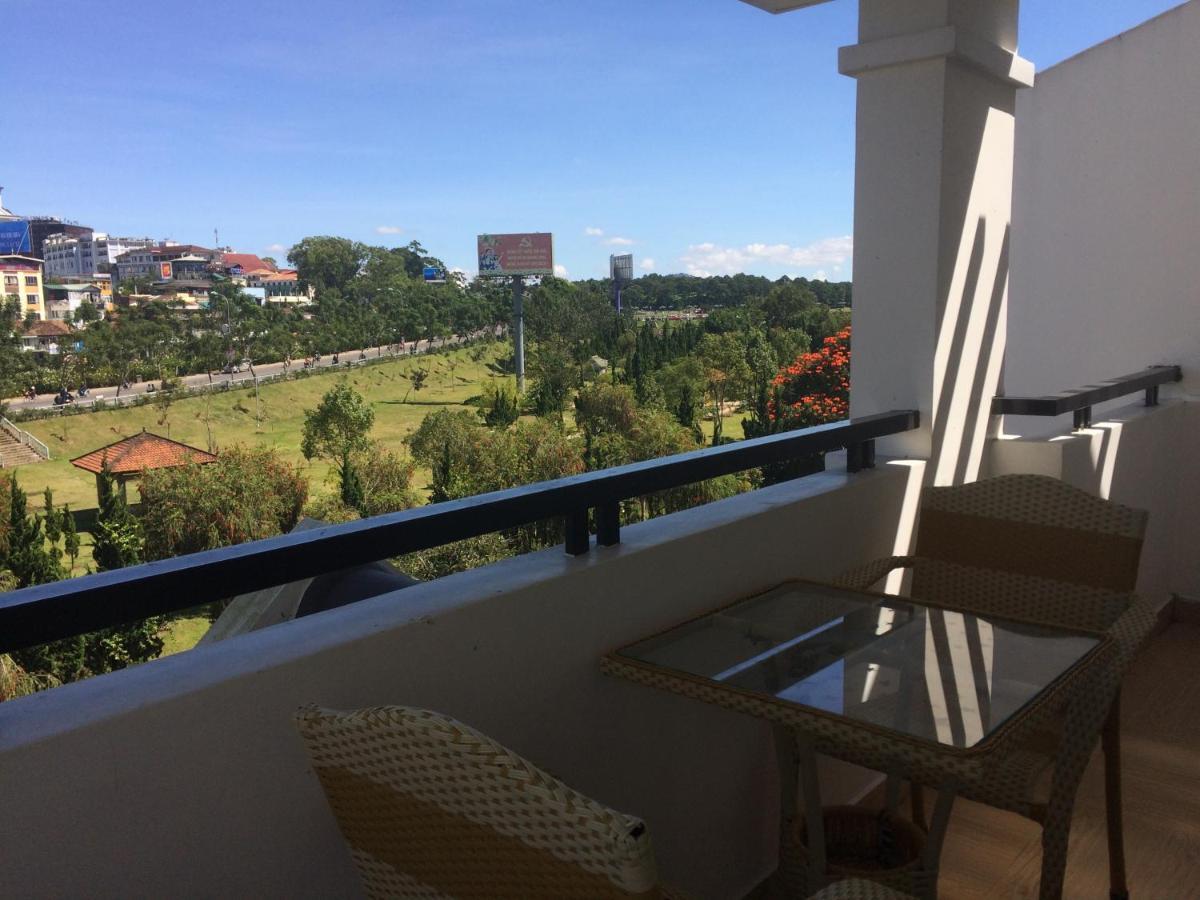 Phuong Vy Hotel Dalat Luaran gambar